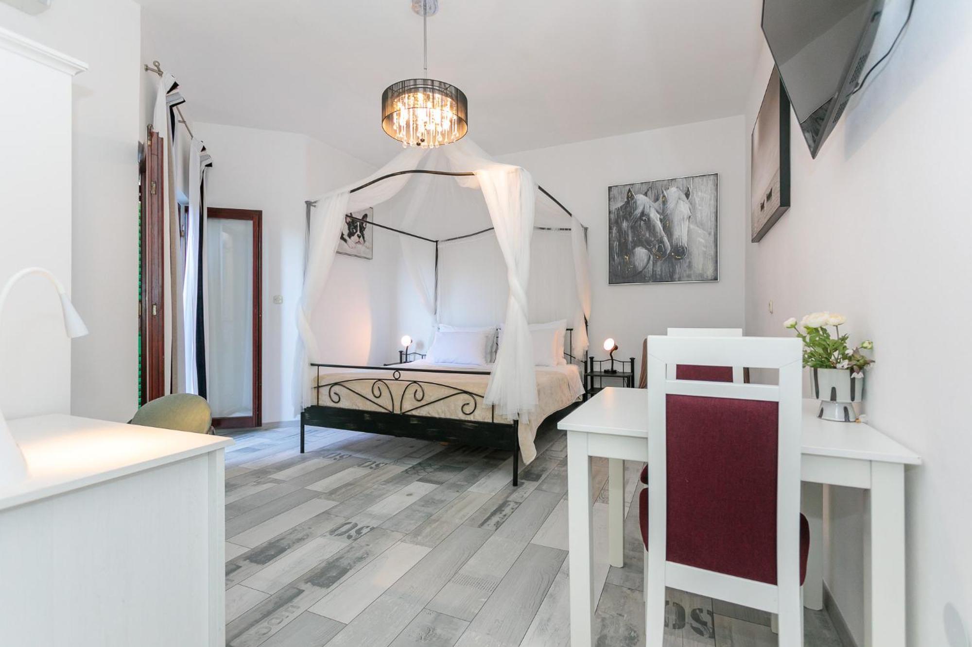 Apartments Delfin Krk Town Extérieur photo