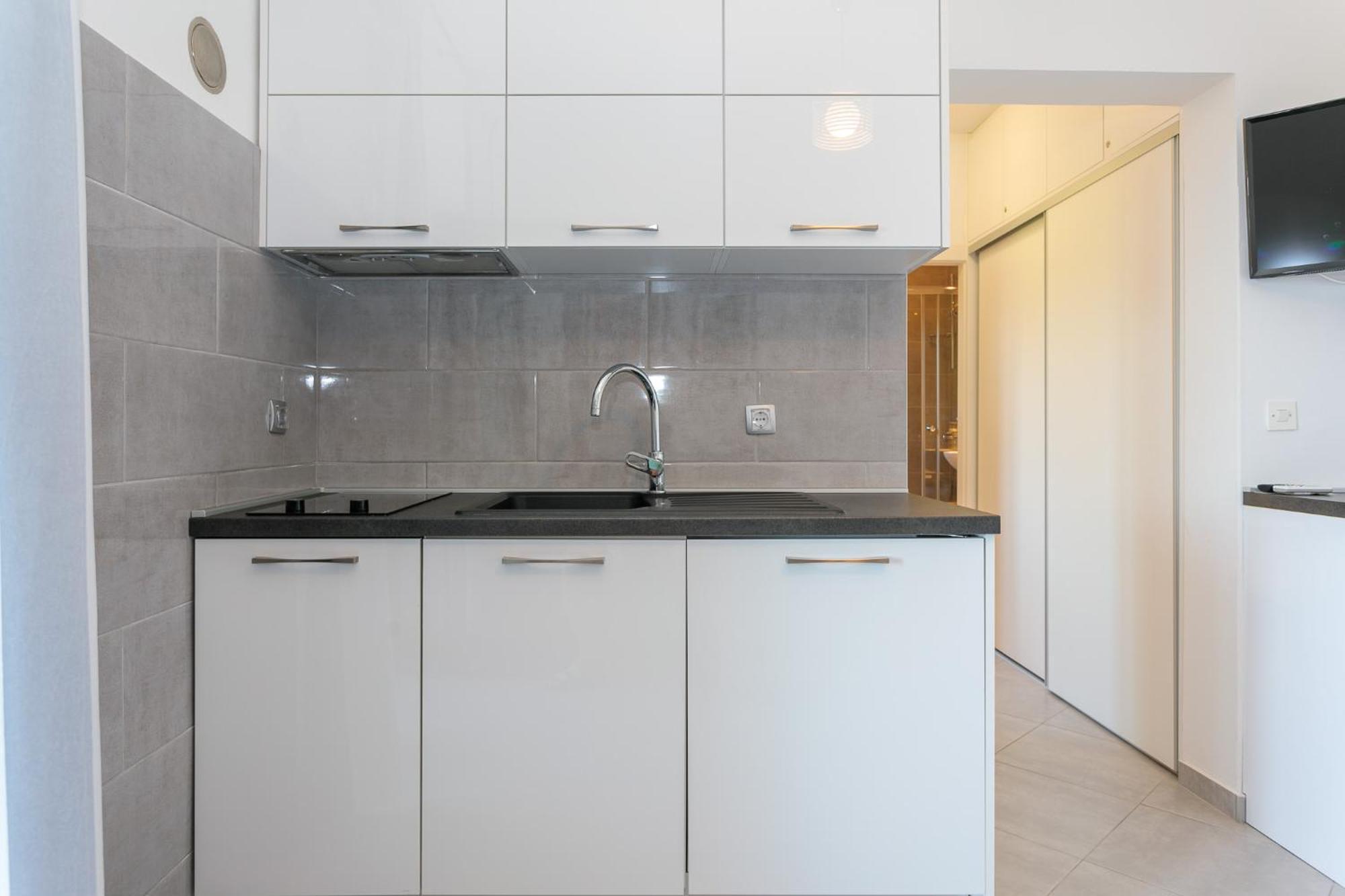 Apartments Delfin Krk Town Extérieur photo