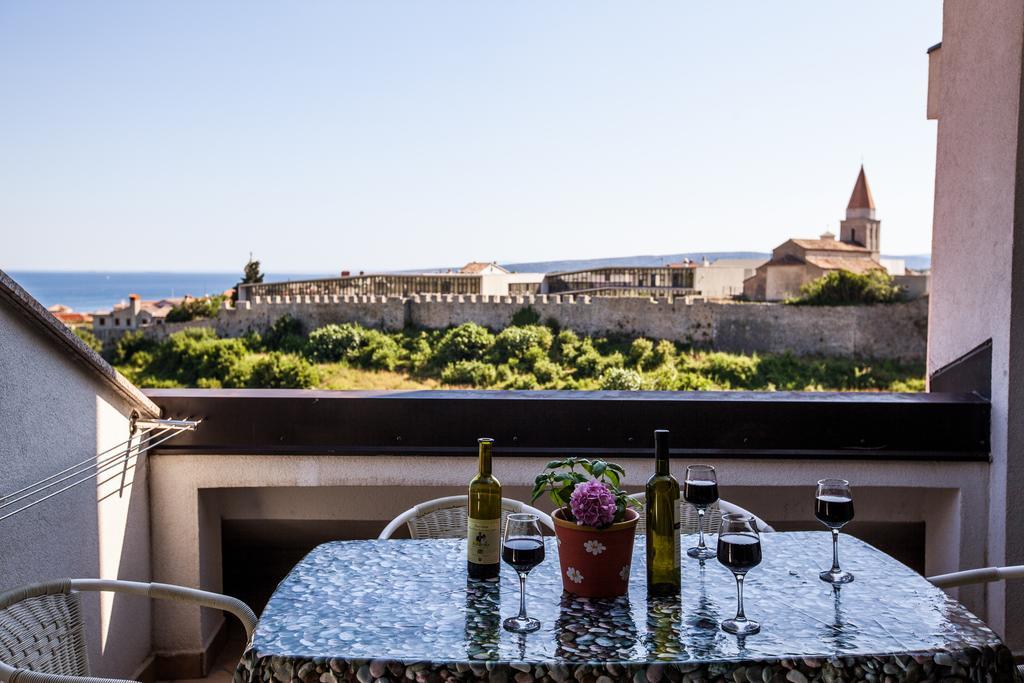 Apartments Delfin Krk Town Chambre photo